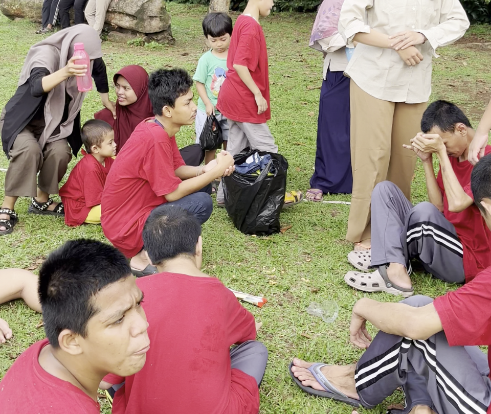 Olahraga Lapangan Bola Gunung Putri